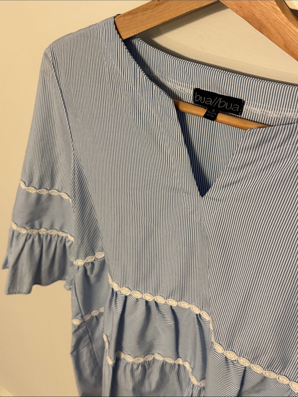 Bua/Bua Blue White Pinstripe Tiered Top Bell Sleeve Crochet Trim Boho Size S - Picture 2 of 5